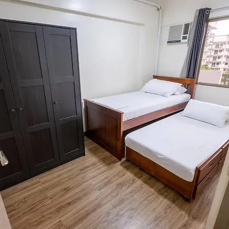 2Br Fully Air-Conditioned Staycation Plus Free Parking Manila Exterior photo