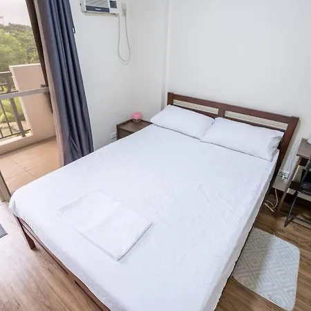 2Br Fully Air-Conditioned Staycation Plus Free Parking Manila Exterior photo