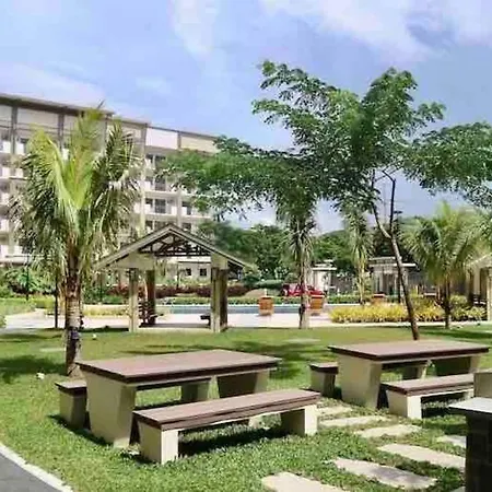 2Br Fully Air-Conditioned Staycation Plus Free Parking Manila Exterior photo